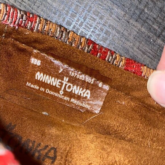 Minnetonka Shoes Minnetonka Baja Aztec Tapestry Womens Red Moccasin Leather Lace - Picture 6 of 8